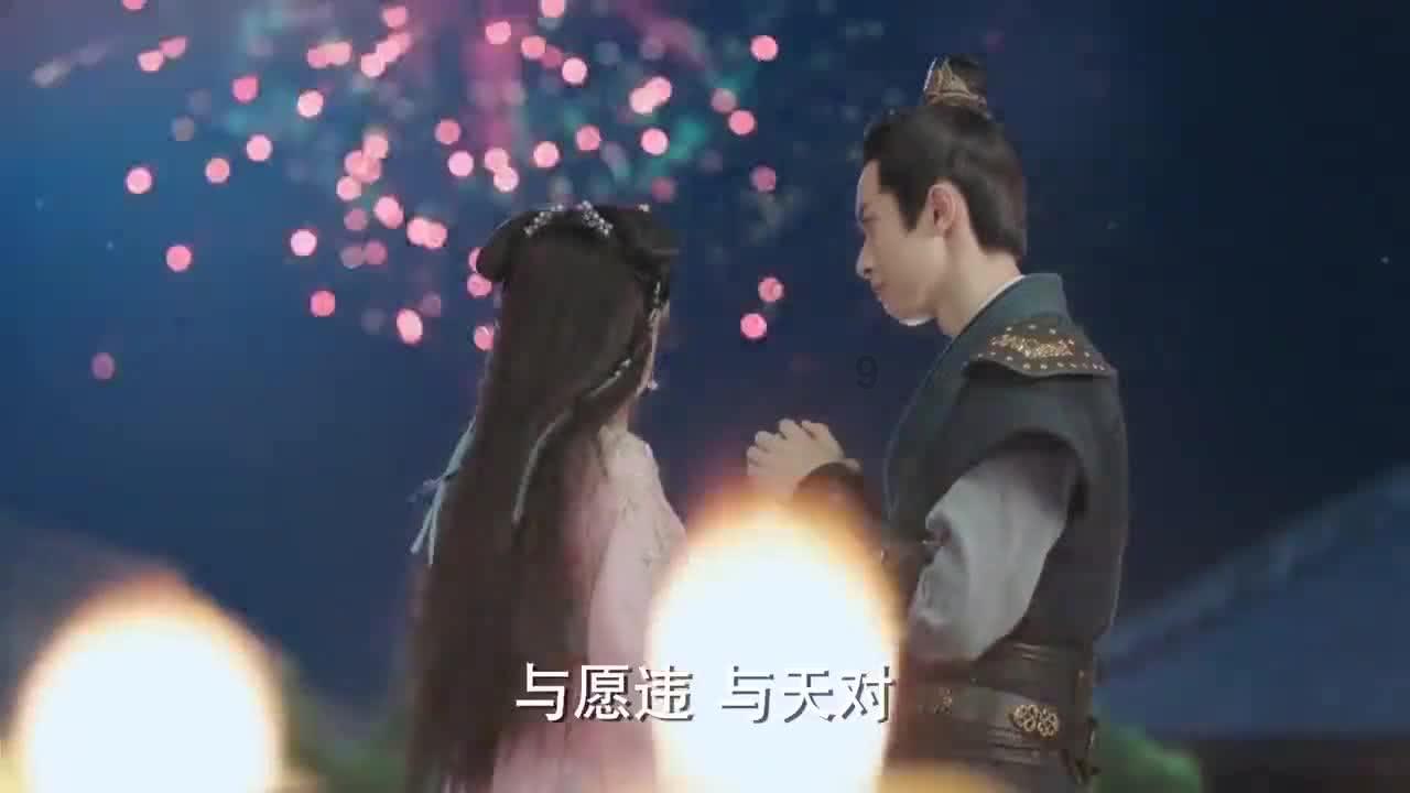 央视主持人吞300颗安眠药自杀,被抢救7天7夜,如今过得怎么样?