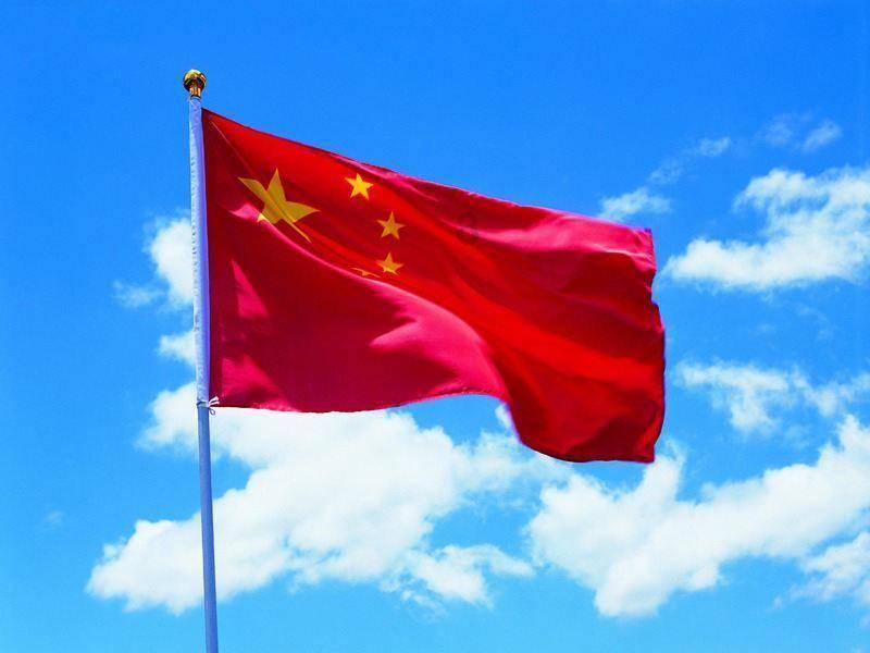 铁笼中的小鹿逃脱