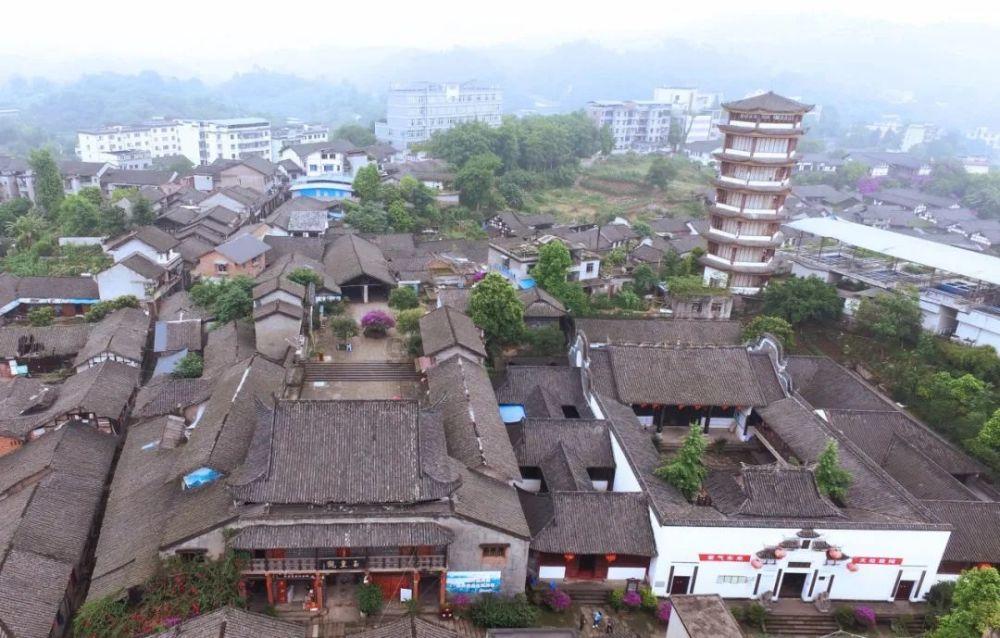 《中国乒乓》首发海报预告打破“王牌之师”印象，这部影片的纪实性怎么样？游戏画面