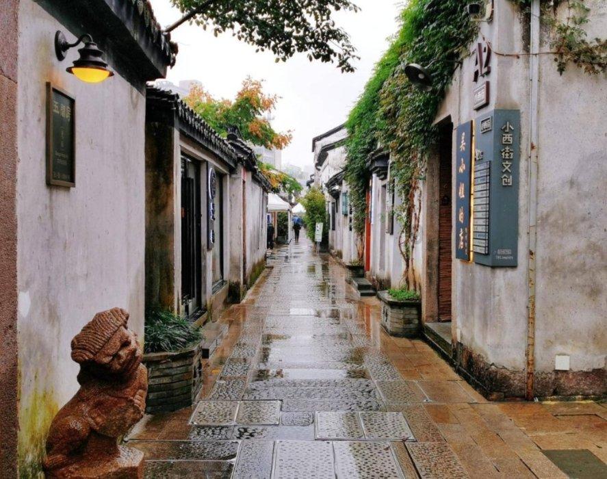 逃离黄金城堡